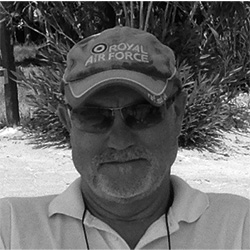 Image of author Chris Hunt